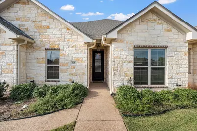 717 Wintergreen Drive, Hewitt, TX 76643 - Photo 4
