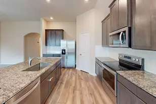 1715 Cotton Blossom Ln, Princeton, TX 75407 - Photo 2