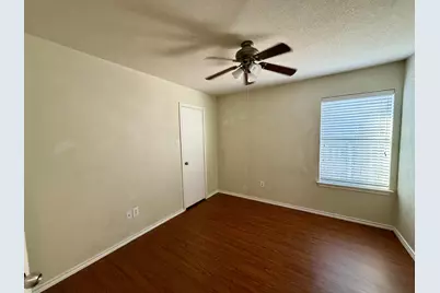 900 Timber Oaks Lane, Arlington, TX 76010 - Photo 4