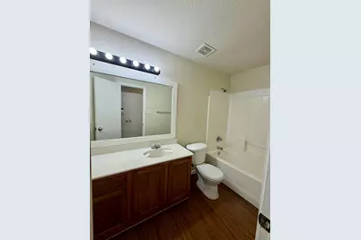 900 Timber Oaks Lane, Arlington, TX 76010 - Photo 2