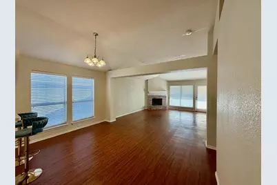 900 Timber Oaks Lane, Arlington, TX 76010 - Photo 8