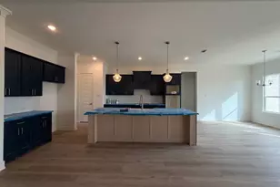 1003 Webb Ct, Van Alstyne, TX 75495 - Photo 4