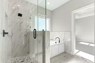 420 E Ball St, Tom Bean, TX 75491 - Photo 16