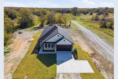 420 E Ball Street, Tom Bean, TX 75491 - Photo 22