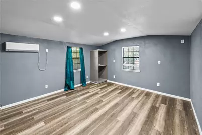 109 Bluebonnet Drive, Whitney, TX 76692 - Photo 10