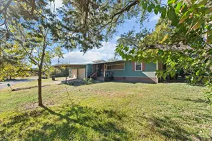 109 Bluebonnet Dr, Whitney, TX 76692 - Photo 2