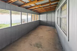 109 Bluebonnet Dr, Whitney, TX 76692 - Photo 16