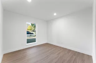 1528 W Spring Creek Pkwy, Plano, TX 75023 - Photo 16