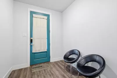 8132 Bromley Drive, Dallas, TX 75231 - Photo 4