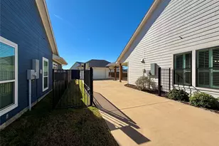 649 Gray Rd, Burleson, TX 76028 - Photo 2