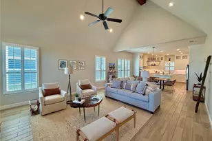 649 Gray Rd, Burleson, TX 76028 - Photo 16