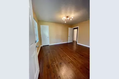 11936 Hoblitzelle Drive, Dallas, TX 75243 - Photo 4