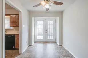 416 Birchwood Ln, Fort Worth, TX 76108 - Photo 6