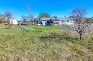 932 SE County Road 2240, Corsicana, TX 75109 - Photo 30