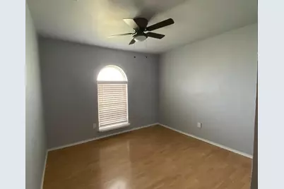 5217 Kisor Drive, The Colony, TX 75056 - Photo 6