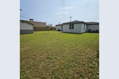 802 Brown Trail, Bedford, TX 76022 - Photo 14