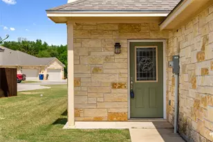 3010 Waterstone Wy, Brownwood, TX 76801 - Photo 4
