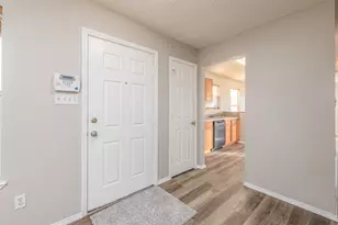 7550 Kings Tr, Fort Worth, TX 76133 - Photo 2