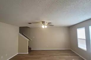 4861 Parkview Hills Ln, Fort Worth, TX 76179 - Photo 2