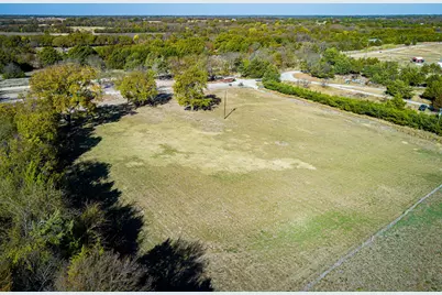 647 County Road 4642, Trenton, TX 75490 - Photo 4