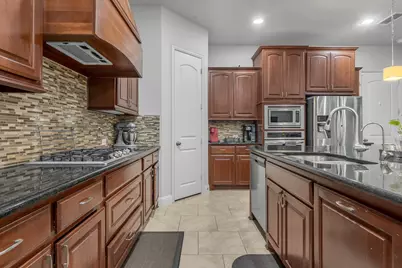 1229 Harris Hawk Way, Arlington, TX 76005 - Photo 14