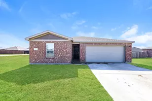 2027 Clay St, Mabank, TX 75147 - Photo 1