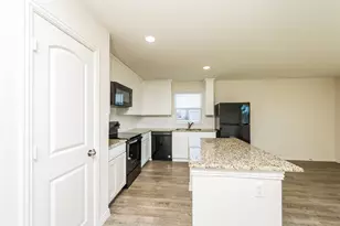 2904 Emma Ln, Mabank, TX 75147 - Photo 6