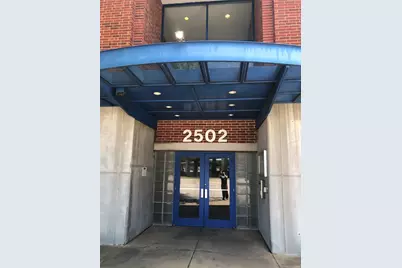 2502 Live Oak Street #203, Dallas, TX 75204 - Photo 2