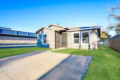 700 E Pecan Avenue, Waco, TX 76704 - Photo 2