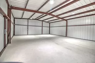 718 Arapaho Dr, Tioga, TX 76271 - Photo 38