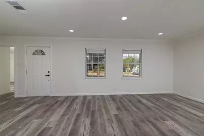 345 Claudia Street, Arlington, TX 76010 - Photo 6