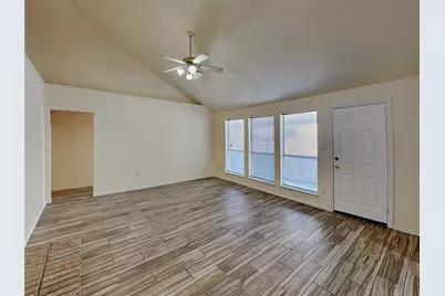 6236 Stockton Drive, Fort Worth, TX 76132 - Photo 2