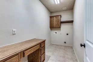 917 John Kennedy Dr, Saginaw, TX 76179 - Photo 16