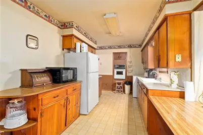 605 Valley View Drive, Brownwood, TX 76801 - Photo 6