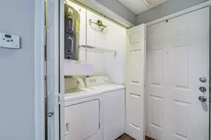 1654 Ascension Bluff Dr, Arlington, TX 76006 - Photo 16