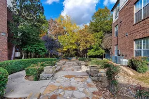 1654 Ascension Bluff Dr, Arlington, TX 76006 - Photo 10