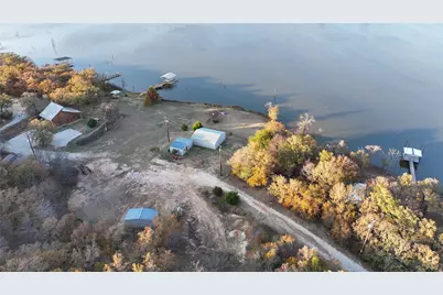 819 Captain S Drive, Bowie, TX 76230 - Photo 4