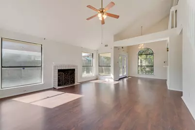 6506 Topaz Drive, Arlington, TX 76001 - Photo 4