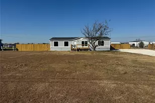 5809 Black Springs Ln, Joshua, TX 76058 - Photo 22