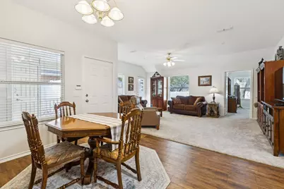 111 Royal Crest Court, Red Oak, TX 75154 - Photo 6