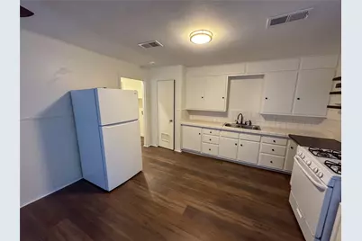 1326 W Shepherd Street, Denison, TX 75020 - Photo 10