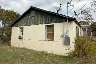 642 E Lumpkin St, Meridian, TX 76665 - Photo 6