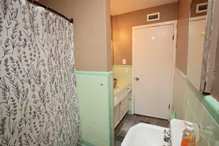 1400 Brazos St, Graham, TX 76450 - Photo 12