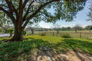 2722 Big Oaks Dr, Garland, TX 75044 - Photo 22