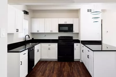 703 E Daugherty Drive, Garland, TX 75041 - Photo 6