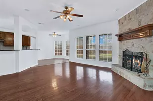 333 Green Acres Dr, Murphy, TX 75094 - Photo 4