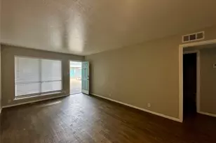 4606 Monarch St, Dallas, TX 75204 - Photo 4