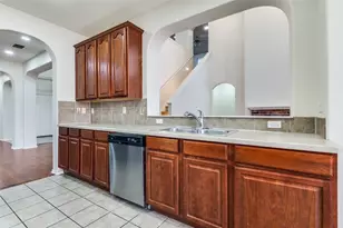 1922 High Meadow St, Glenn Heights, TX 75154 - Photo 12