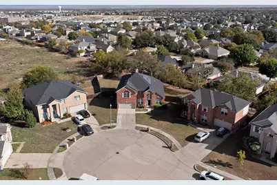 2318 Hillgrove Court, Mansfield, TX 76063 - Photo 4