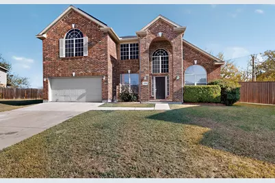 2318 Hillgrove Court, Mansfield, TX 76063 - Photo 2
